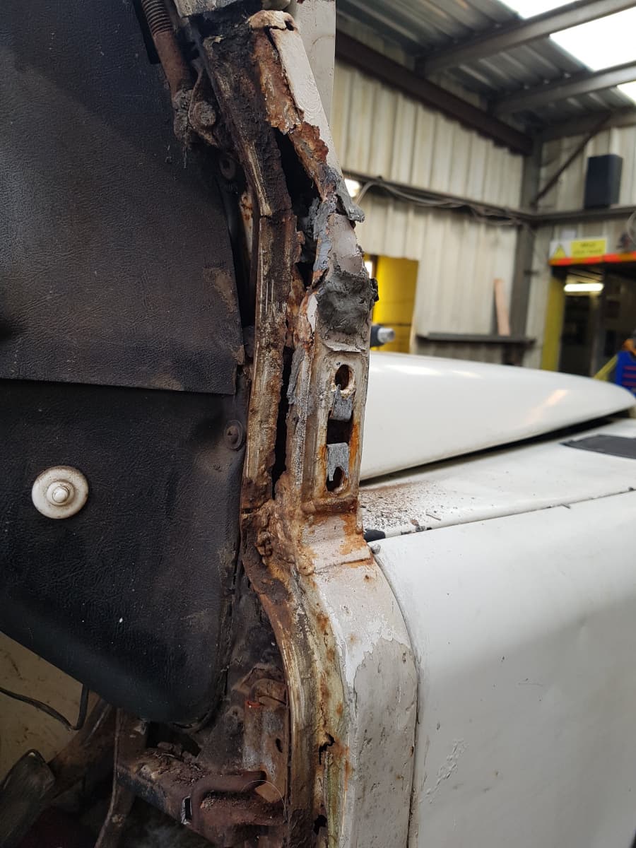 Bulkhead Replacement on a 110 — photograph 2