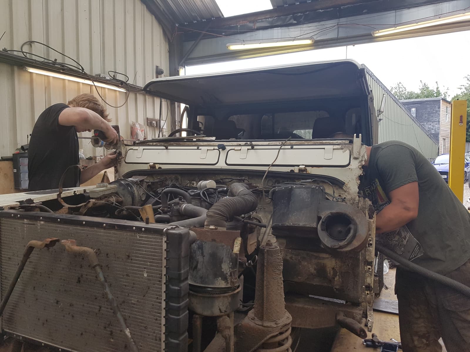 Bulkhead Replacement on a 110 — photograph 3